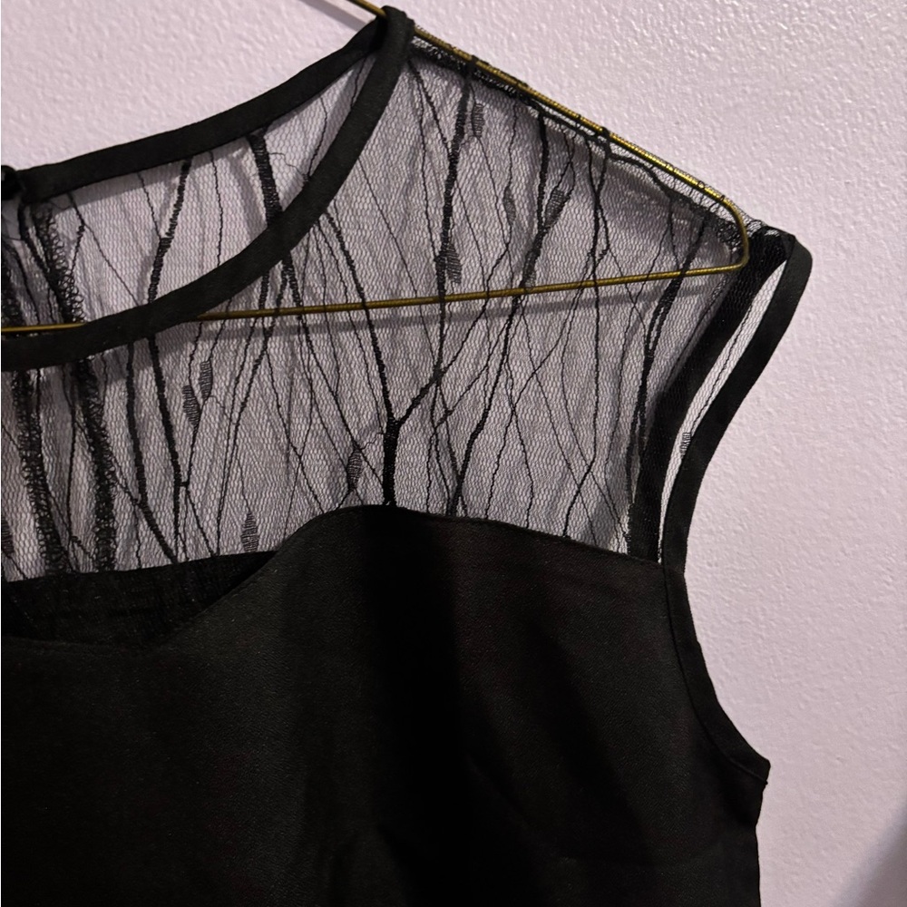 Elegant Black Sheer Top - Picture 2 of 7